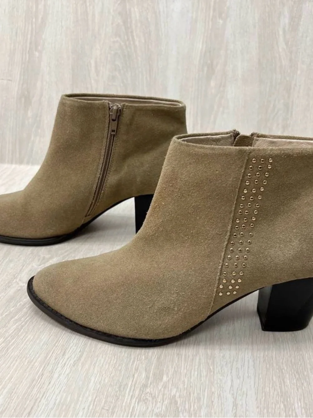 Vionic Suede Booties Studded Orthaheel Georgia Oat Ankle Boots
